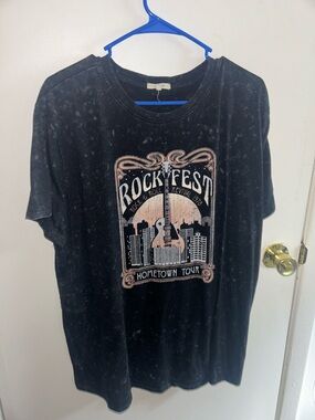 Maurices - Faded Black Graphic Rockfest Tee - 2XL/XXL